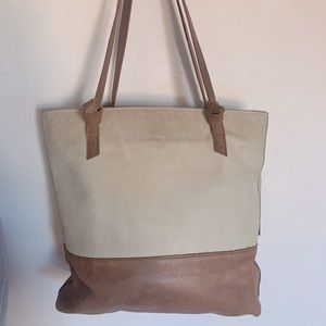 Able tote